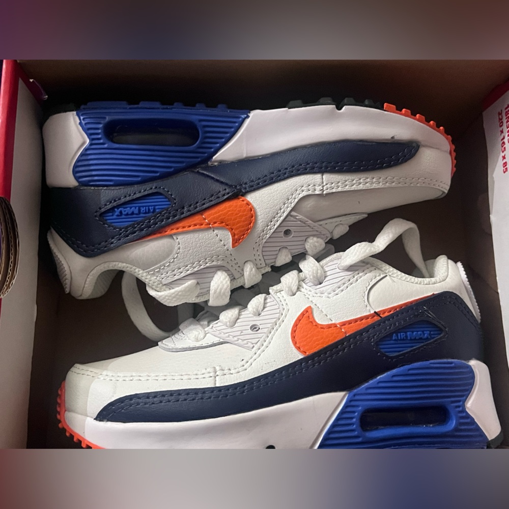 Nike Air Max - New